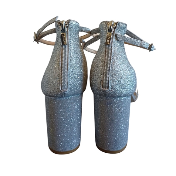 Jewel Badgley Mischka Heels - Picture 5 of 7